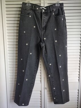 PacSun Washed Black Straight-Leg Jeans with White Daisy Accents